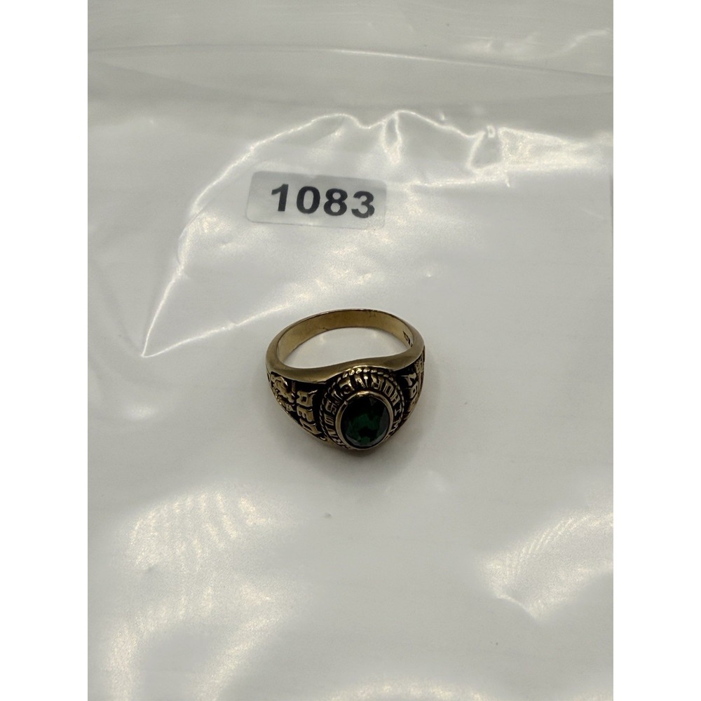 Vintage Class Ring Malvern HS Hornets 1997 Gold Tone Green Stone Size 6.75 - Picture 9 of 9